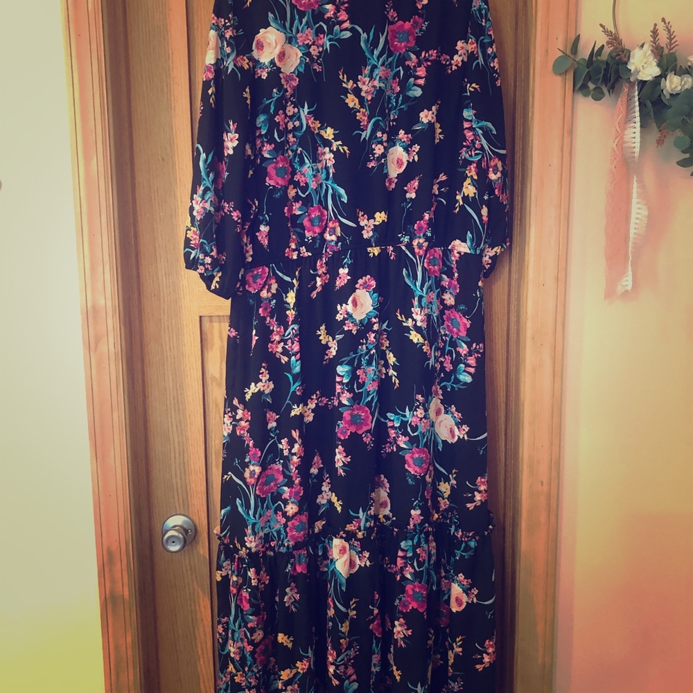 Floral Black long sleeved maxi dress